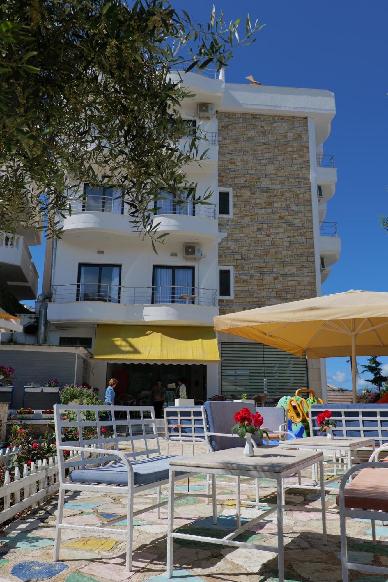 El Mare 3*