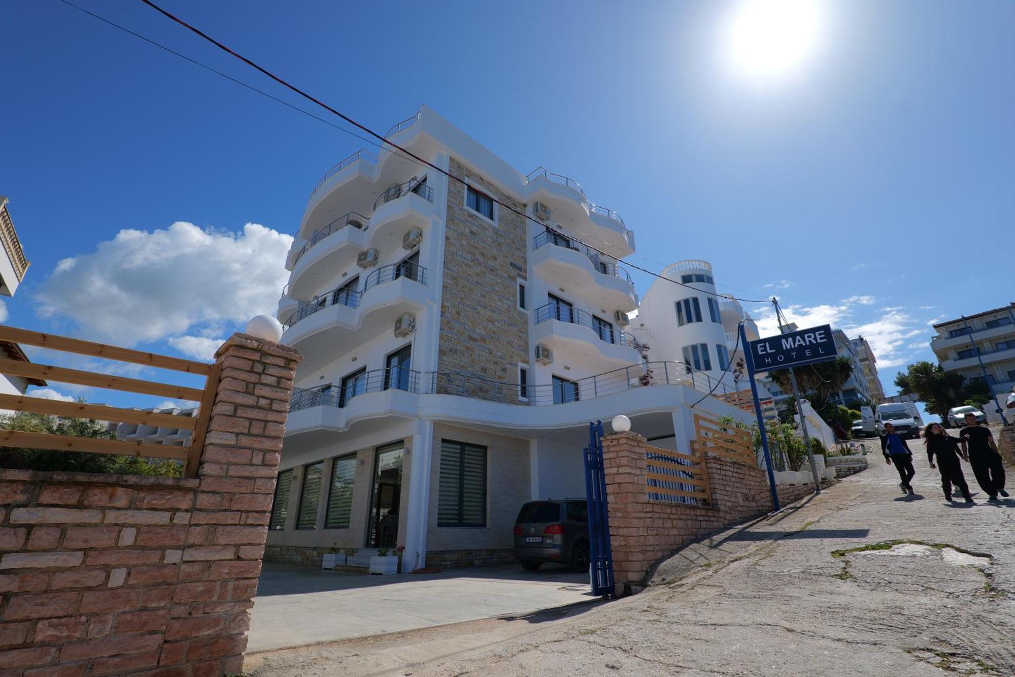 El Mare Hotel